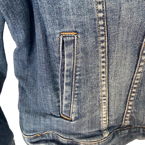 Torrid Women's Stretch Denim Trucker Jean Jacket Sz 2 2X Medium Wash Distressed - Picture 5 of 8